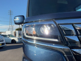 LEDヘッドライトが安全な夜間走行をサポートしてくれます♪照射範囲が広くなるので前方視界が全体的に明るくなり、夜間走行をしっかりアシスト♪