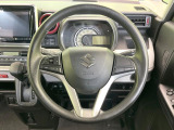 ステアリングも使用感が少なく、きれいな状態となっております♪
