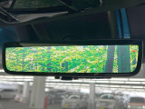 【デジタルインナーミラー】後席の大きな荷物や同乗者で後方が確認しづらい時でも安心!カメラが撮影した車両後方の映像をルームミラー内に表示。クリアな視界で状況の確認が可能です!