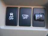 CTBA(シティブレーキアクティブシステム)装備です。