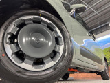 【純正15インチホイール】外観にマッチした純正ホイールを装着しております。各種社外アルミホイールや、スタッドレスタイヤも取扱いしております。是非ご相談ください♪