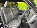 運転席シート廻りは使用感も少なく、良好な状態となっています。前オーナー様が丁寧に使っていたことがよくわかりますね。