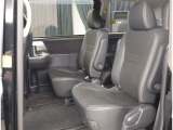 シートを取り外し徹底洗浄します。室内も隅々まで綺麗にしています。車両検査証明書つき。なんといっても走行距離の制限なし。ロングラン保証!!!購入ごも安心してお乗りしていただけると思います。