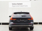 最新のプラットフォームを採用した新型V60は、安全性はそのままに立体駐車場でも問題無しのサイズです。