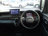 Honda車が初めての方にも扱いやすく分かりやすいインパネ周りと各種スイッチ類です