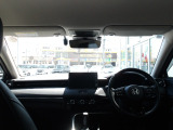 大きなフロントガラスで視界も良好です。