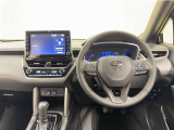 カローラクロスならではの見晴らしのよい前方視界で、快適なドライブをお楽しみいただけます。