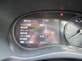 ディスプレイには安全装置の設定や様々な表示をしてくれるので、運転が楽しくなりますね♪