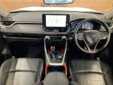 RAV4 2.5 ハイブリッド アドベンチャー オフロードパッケージ II E-Four 4WD 