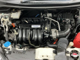 技術が詰まったエンジンルームもご覧の通りピカピカにクリーニング済みです。ハイブリッドなのでお財布にも環境にも優しいです。