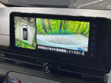 【アラウンドビューモニター】専用のカメラにより、上から見下ろしたような視点で360度クルマの周囲を確認することができます☆死角部分も確認しやすく、狭い場所での切り返しや駐車もスムーズに行えます。
