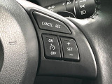 【クルーズコントロール】高速道路もラクラク走行。アクセルを離しても一定速度で走行ができ、長距離運転時の負担を軽減!加速・減速も簡単なスイッチ操作で調整できます。