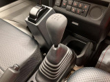 5段マニュアルシフトレバー