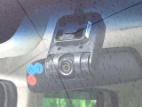 【ドライブレコーダー】ドライブレコーダー装備!走行中はもちろん、あおり運転や事故に遭遇した際、映像で記録し、万一のリスクに備えます。※記録用SDカードはお客様ご自身でご準備いただく必要があります。