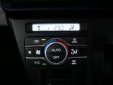 「オートエアコン」が付いています。1年中快適な室内を提供!車内温度を設定すると、風量を自動で調節してくれます。