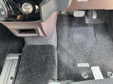 フロアマット付きです!