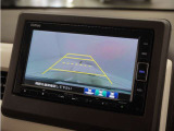 ◆バックカメラ◆リバースにするだけで映ります、後方の安全確認や、狭い駐車場での車庫入れ、雨の日や夜間など視界の悪い時に便利です!安全にバックする為には欠かせない装備です。
