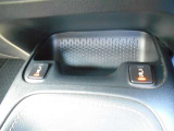 運転席&助手席 シートヒーター付いてます!寒い冬には重宝する装備です!!