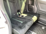 ホンダ車の低床ボディは、チャイルドシートへのお子さまの乗降や荷物の積載もスムーズ。座り心地が良く、快適なドライブを楽しんでいただけます。
