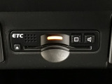 【ETC車載器】もはや必須アイテムのETCを搭載!高速道路のご利用時にとても便利!わずらわしい料金所での現金支払いが不要となりスムーズに通過できます♪