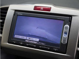 ◆バックカメラ◆リバースにするだけで映ります、後方の安全確認や、狭い駐車場での車庫入れ、雨の日や夜間など視界の悪い時に便利です!安全にバックする為には欠かせない装備です。