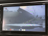 ドライブレコーダーの映像。ナビのモニターに前後の映像を映し出せます