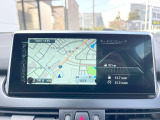 ●純正ナビ:一体感のあるナビは、高級感ある車内を演出してくれます。オーディオ機能も充実しておりますので、運転もより楽しめます♪