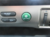 省燃費モードの切り替えができるスイッチです♪低燃費なエコ運転を、車が自動的に制御します。