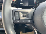 オーディオ操作が出来るステアリングスイッッチ付です!