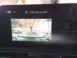 ドライブレコーダーの映像も映す事が可能です。