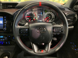 ステアリングも使用感が少なく、きれいな状態となっております♪