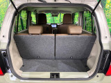 普段のお買い物や通勤、送迎等に十分な荷室スペースを確保しております。セカンドシートを倒すと、大きな荷物の積載も可能です♪