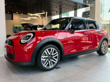 ご試乗大歓迎!MINI独特のゴーカートフィーリングを是非 体感されてください。予約を入れて頂くとご案内がスムーズです。MINI小倉までご連絡ください!!