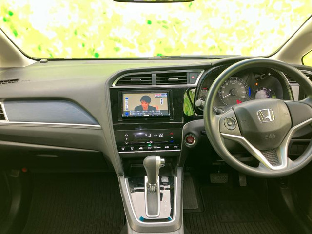 ホンダ シャトル 1.5 G の中古車詳細 (34,210km, ミッドナイトブルー
