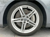 ■純正18inアルミホイール/輸入車専門・国産車専門・バイク専門メカニックも在中しておりますので、整備だけでも依頼したいというお客様へのニーズもお答えいたします!