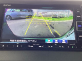 バックモニター付きで、車庫入れやバック時の後方確認をサポート。