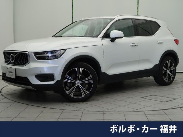 XC40 B4 AWD インスクリプション 4WD 