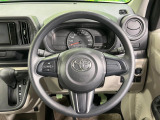 ステアリングも使用感が少なく、きれいな状態となっております♪