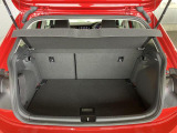 トランクルームもしっかりと容量があり、荷物を入れる事が可能です。トランクの深さも変える事が出来ますので、荷物に合わせて収納スペースを変更する事が出来ます。