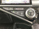 オートエアコンは温度を設定するだけで、自動で風量などを設定してくれます。運転しながら操作も必要ないので、安全性も向上します。