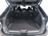 広々としたラゲージスペースを備えています。大きなものや長さのある荷物もしっかりと積み込めます。