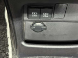 【アクセサリーソケット】車内で様々な電気製品を利用できます。