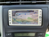 純正ナビを装備。タッチパネル式で使いやすく、お出かけもラクラクです。