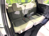 3列目シートはもちろん状態良好☆大人でもゆったりと座って頂けますので、大人数でのお出かけもラクラクです♪ご家族で、気の知れた仲間で、ドライブに行くのが楽しみですね♪