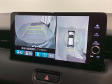 全方位モニターがついています! 車の周囲を360&deg;安全確認できるので、普段の駐車はもちろんの事、縦列駐車や幅寄せの際にも活躍してくれますよ。