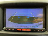 【バックモニター】後ろのカメラの映像をモニターに映し出すことができます!後方の見えない死角や、障害物との距離感をしっかり確認することができます!駐車が苦手な方におすすめです。