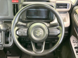 ステアリングも使用感が少なく、きれいな状態となっております♪