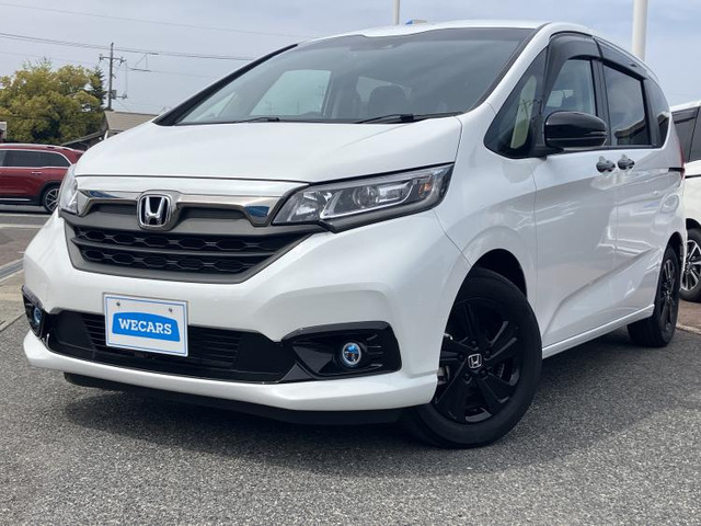 フリード 1.5 G ブラックスタイル 