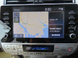 (8インチディスプレイオーディオ)スマホと車をつなぐことで色々なサービスを楽しめます。