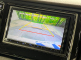 【バックカメラ】駐車時に後方がリアルタイム映像で確認できます。大型商業施設や立体駐車場での駐車時や、夜間のバック時に大活躍!運転スキルに関わらず、今や必須となった装備のひとつです!